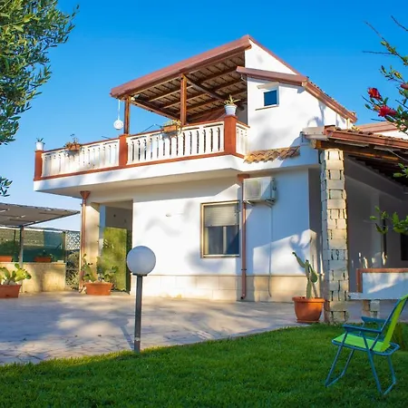 San Lorenzo Holiday * Reitani